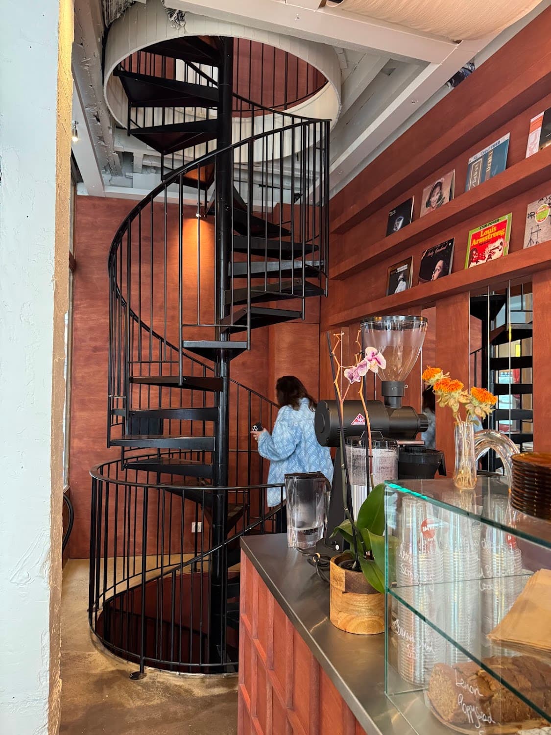 Nami — specialty coffee shop in Paris (photo 5)