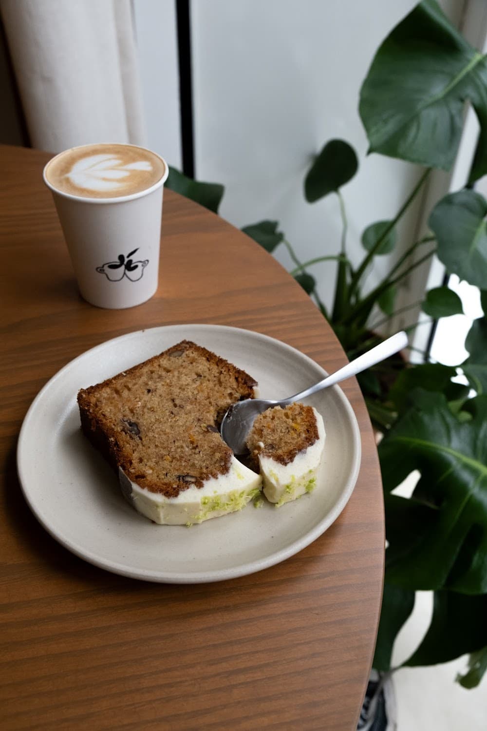 NOA café — specialty coffee shop in Paris (photo 4)