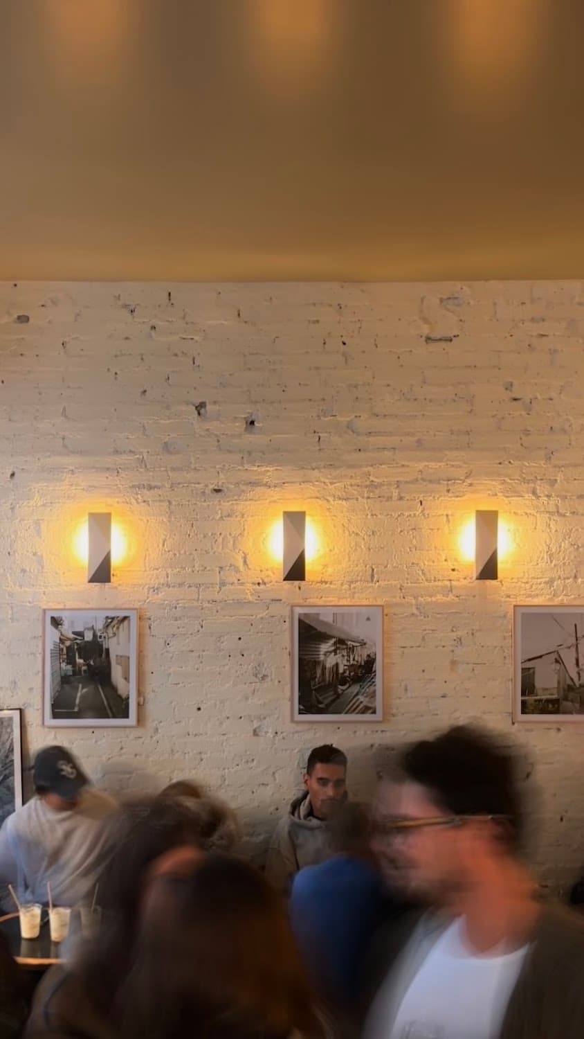 Nobel Café Bistro, specialty coffee shop in Paris