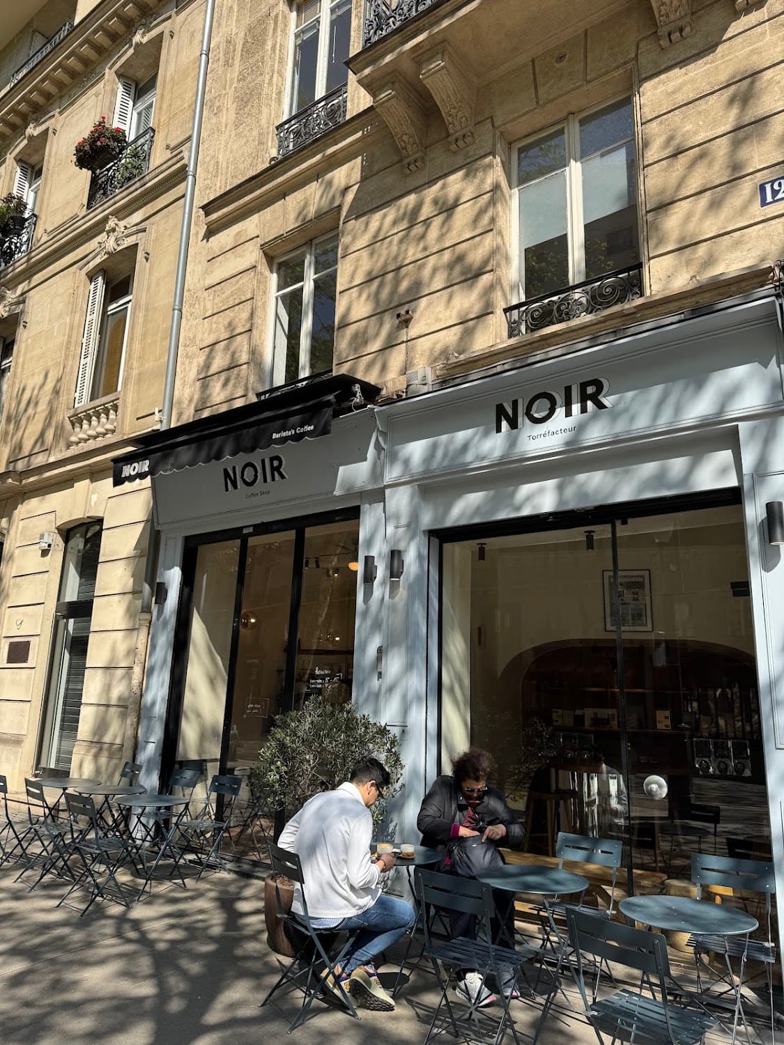 Noir - Boulevard Haussman, specialty coffee shop in Paris