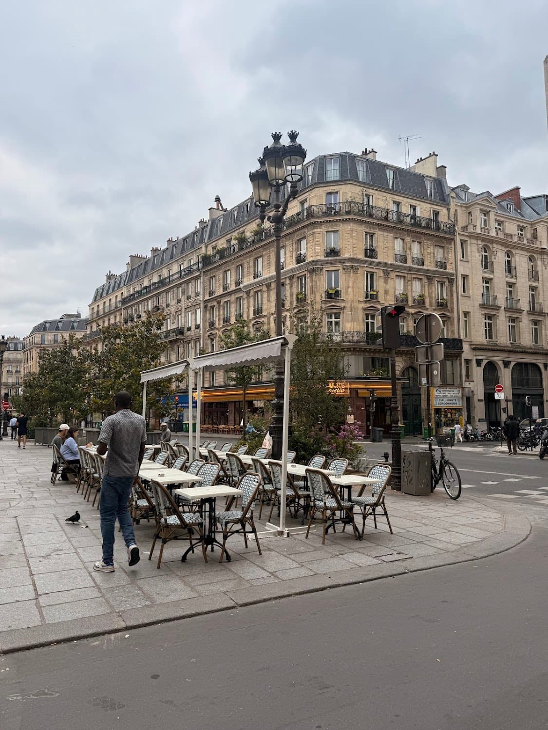 Noir - Coffee Shop & Torréfacteur — specialty coffee shop in Paris (photo 3)