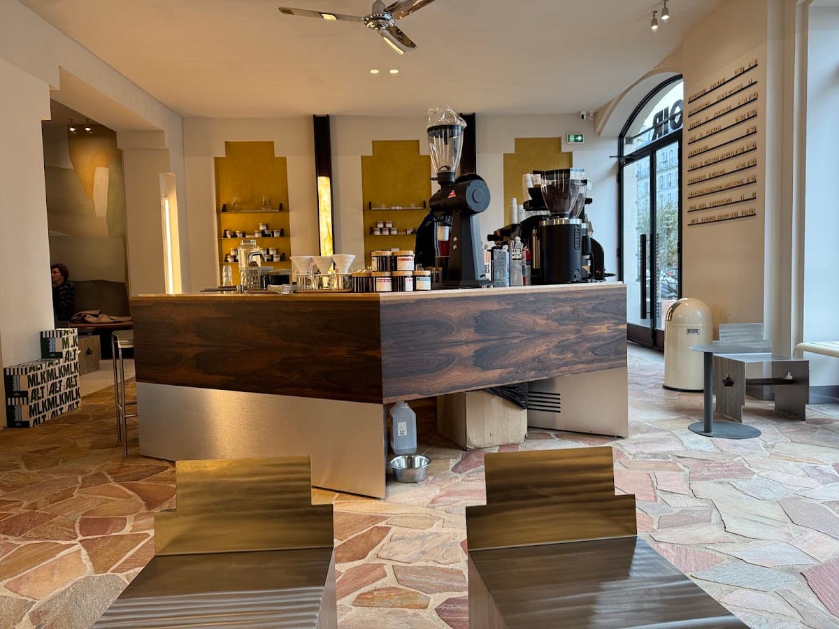Noir - Coffee Shop & Torréfacteur — specialty coffee shop in Paris (photo 6)