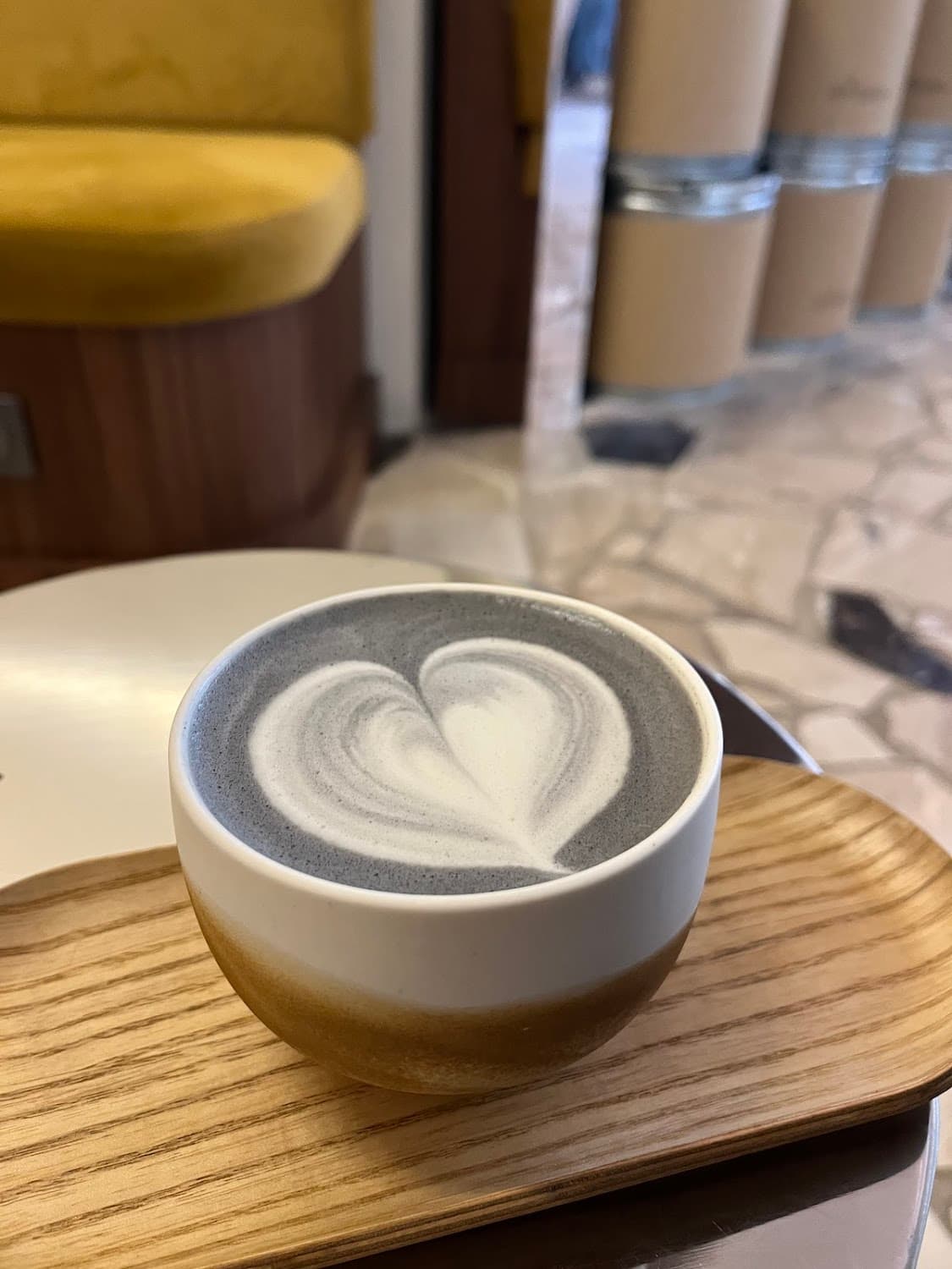 Noir - Coffee Shop & Torréfacteur — specialty coffee shop in Paris (photo 7)