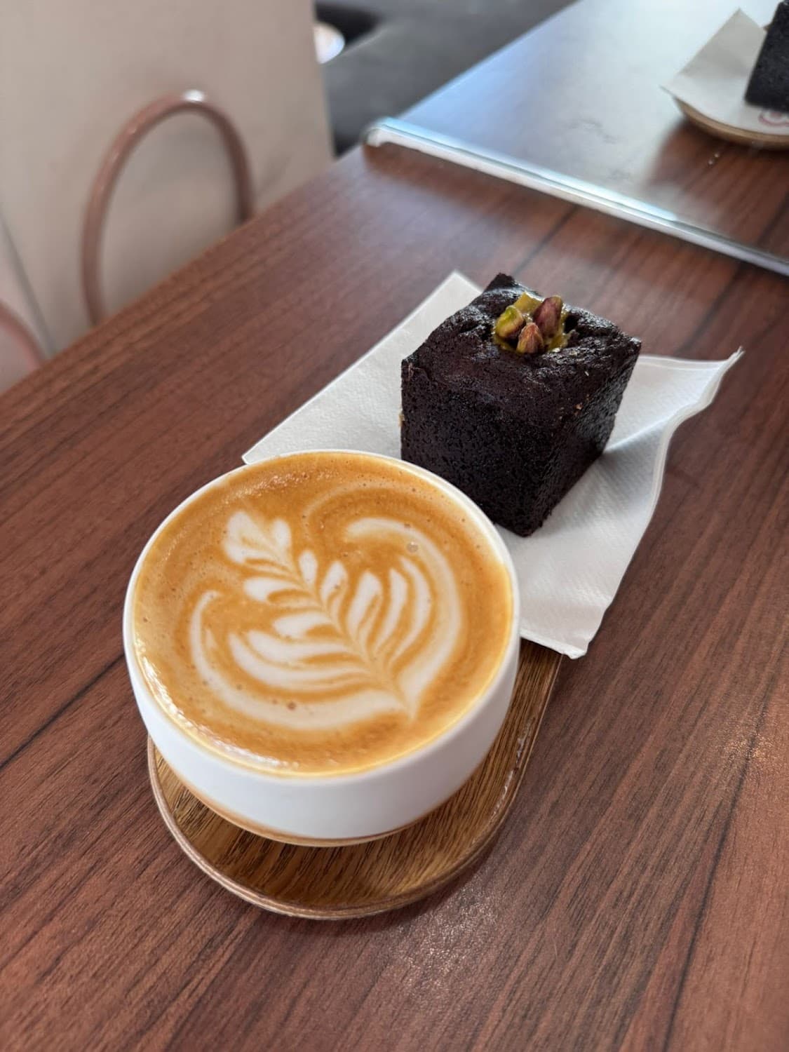 Noir - Coffee Shop & Torréfacteur — specialty coffee shop in Paris (photo 4)
