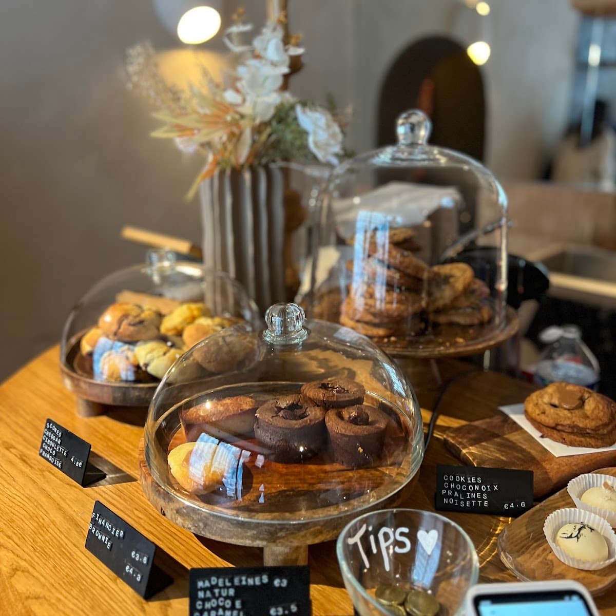 Noir - Coffee Shop & Torréfacteur — specialty coffee shop in Paris (photo 1)