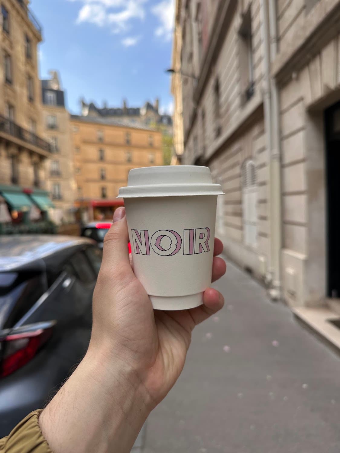 Noir - Rue Gustave Courbet, specialty coffee shop in Paris (photo 8)