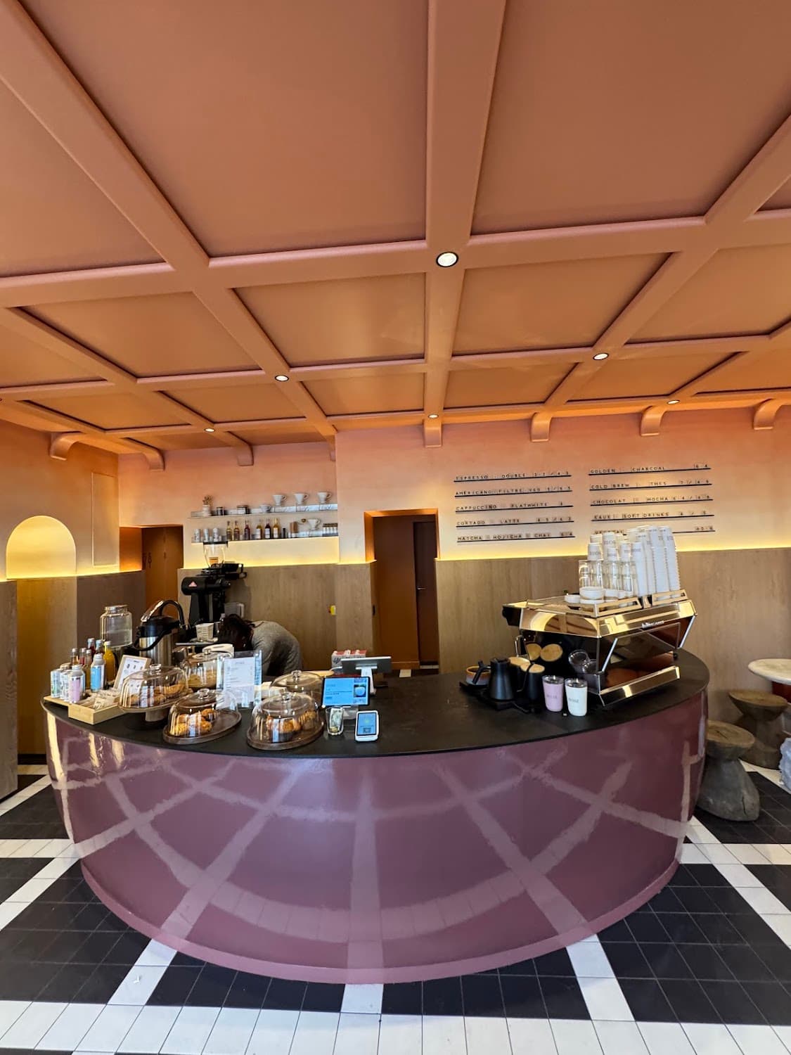 Noir - Coffee Shop & Torréfacteur — specialty coffee shop in Paris (photo 4)