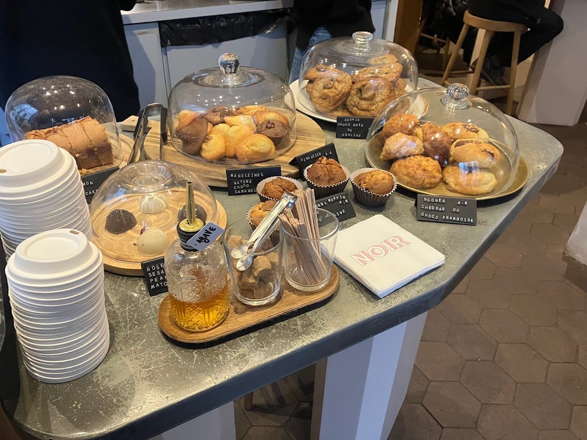 Noir - Île Saint Louis, specialty coffee shop in Paris (photo 3)
