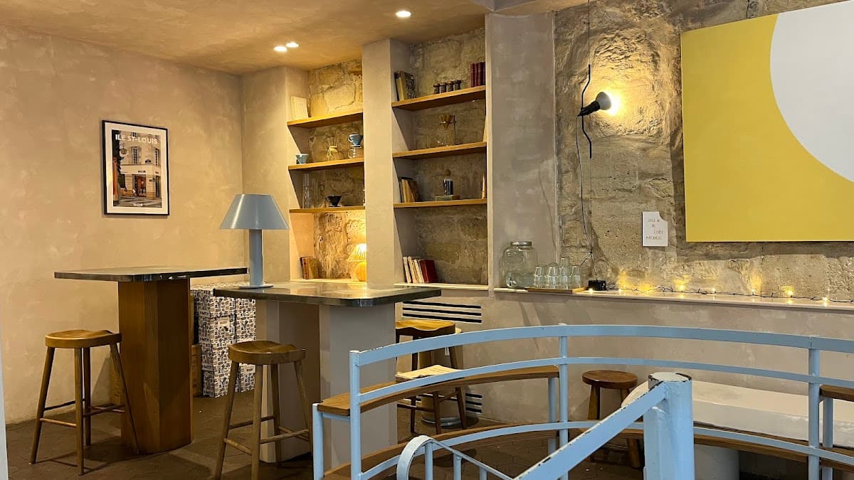 Noir - Île Saint Louis, specialty coffee shop in Paris (photo 8)
