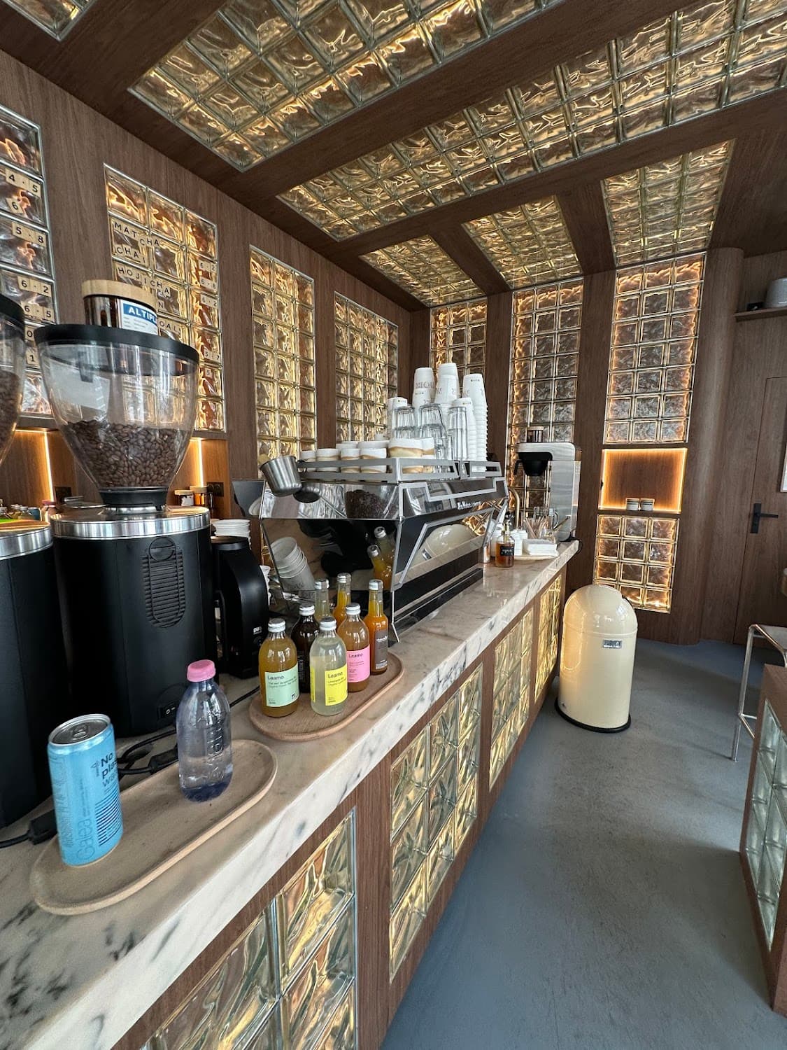 Noir - Saint Augustin — specialty coffee shop in Paris (photo 7)