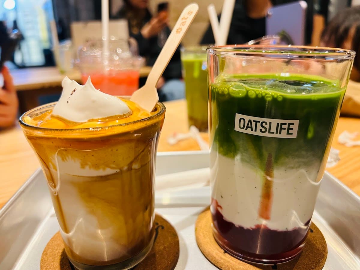 Oats Coffee — specialty coffee shop in Paris (photo 2)