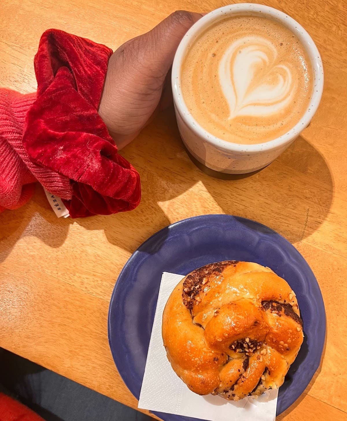 Oh My Cappuccino — specialty coffee shop in Paris (photo 4)