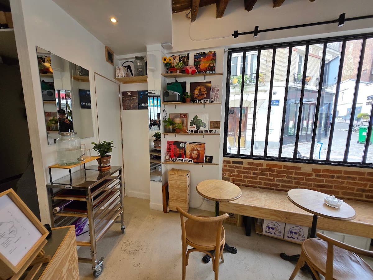 OJJJO — specialty coffee shop in Paris (photo 6)