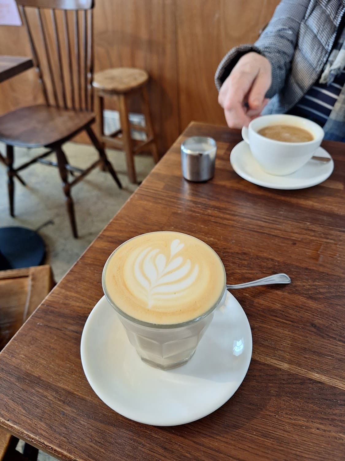 On Partage - Cantine Caféinée — specialty coffee shop in Paris (photo 4)