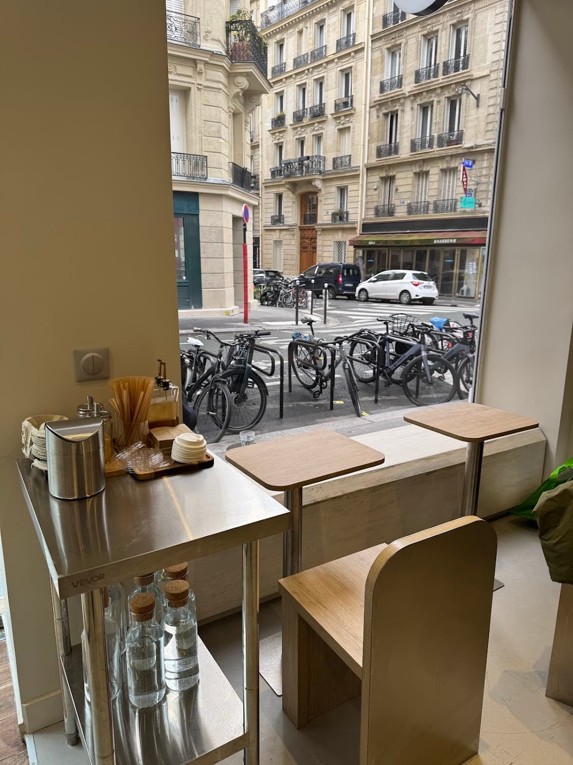 One Sip Coffee — specialty coffee shop in Paris (photo 5)