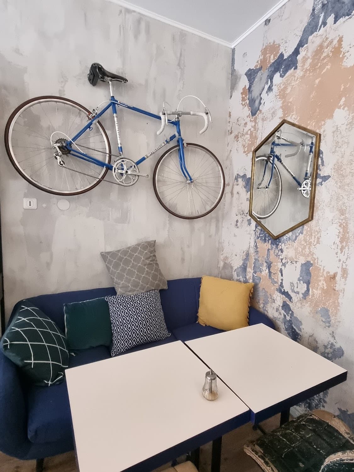 ONI Coffee Shop — specialty coffee shop in Paris (photo 4)