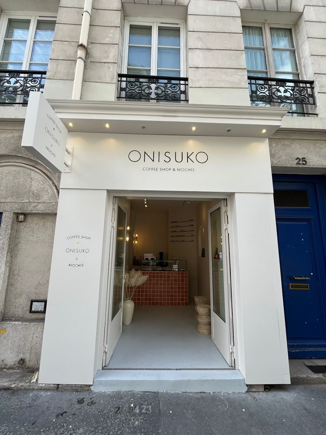 Onisuko - Rue de Turenne, specialty coffee shop in Paris