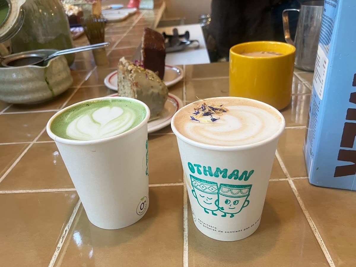 Othman café & Holistic boutique — specialty coffee shop in Paris (photo 4)