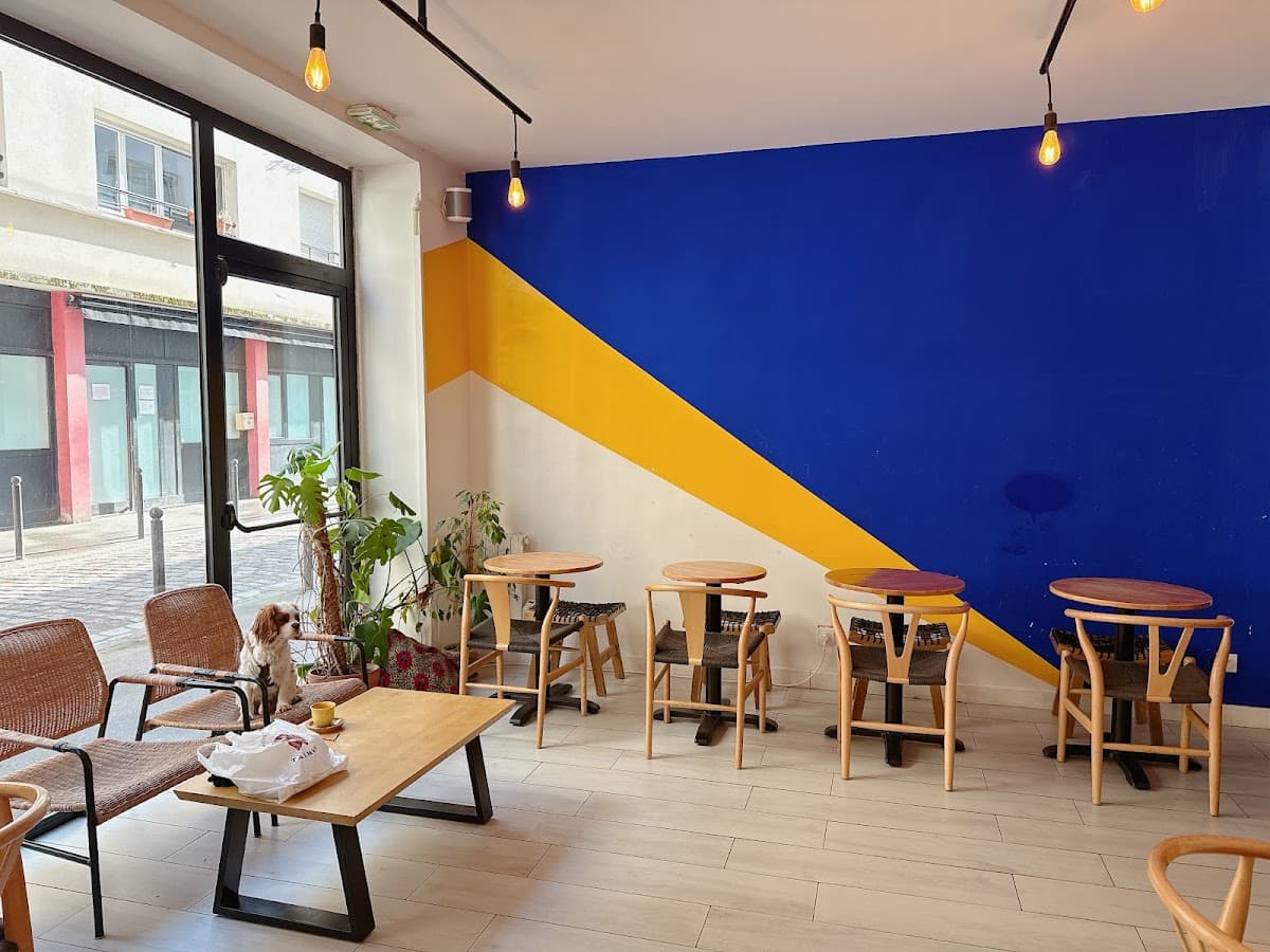 Panas café — specialty coffee shop in Paris (photo 7)