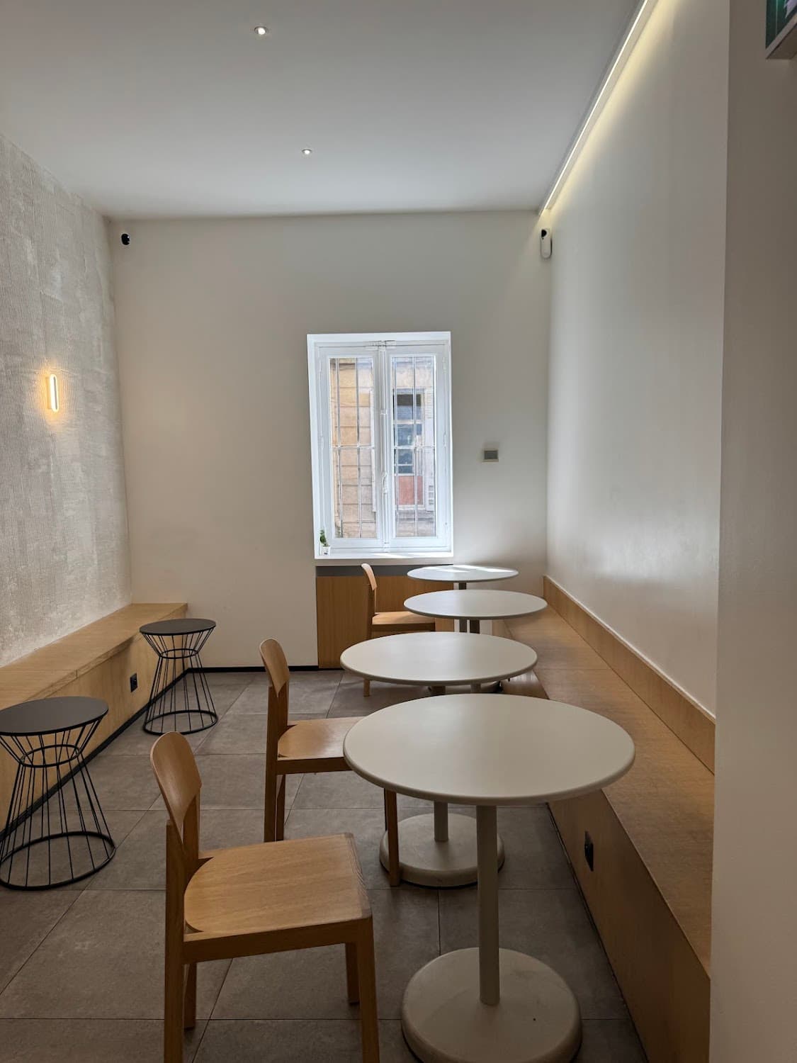Parallel Coffee — specialty coffee shop in Paris (photo 3)