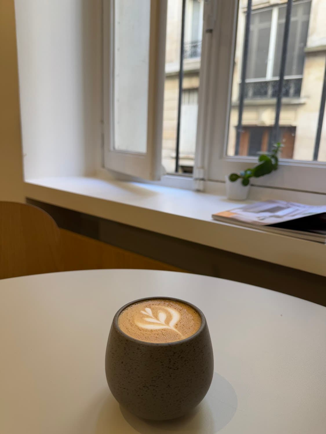 Parallel Coffee — specialty coffee shop in Paris (photo 1)