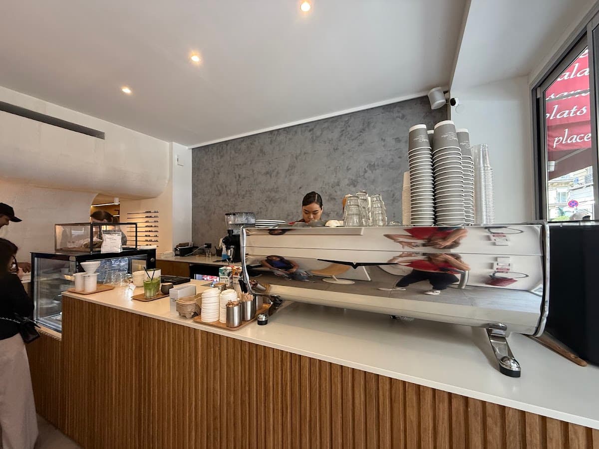 Parallel Coffee — specialty coffee shop in Paris (photo 6)