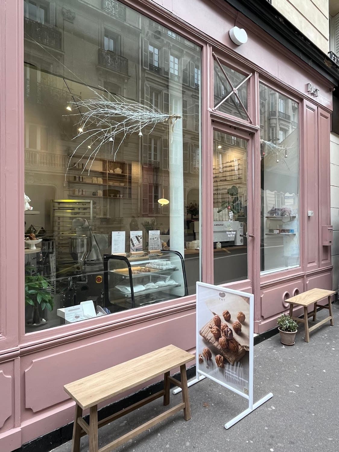 PAT, specialty coffee shop in Paris