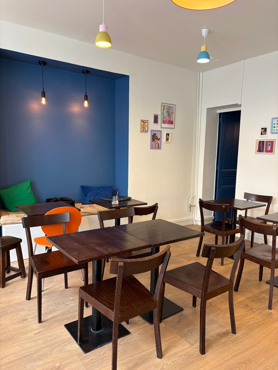 PEAK coffee shop — specialty coffee shop in Paris (photo 3)