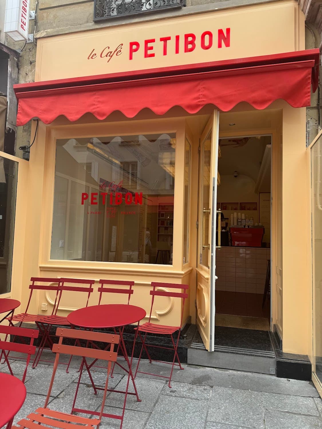 Petibon - Rue Cler — specialty coffee shop in Paris (photo 7)