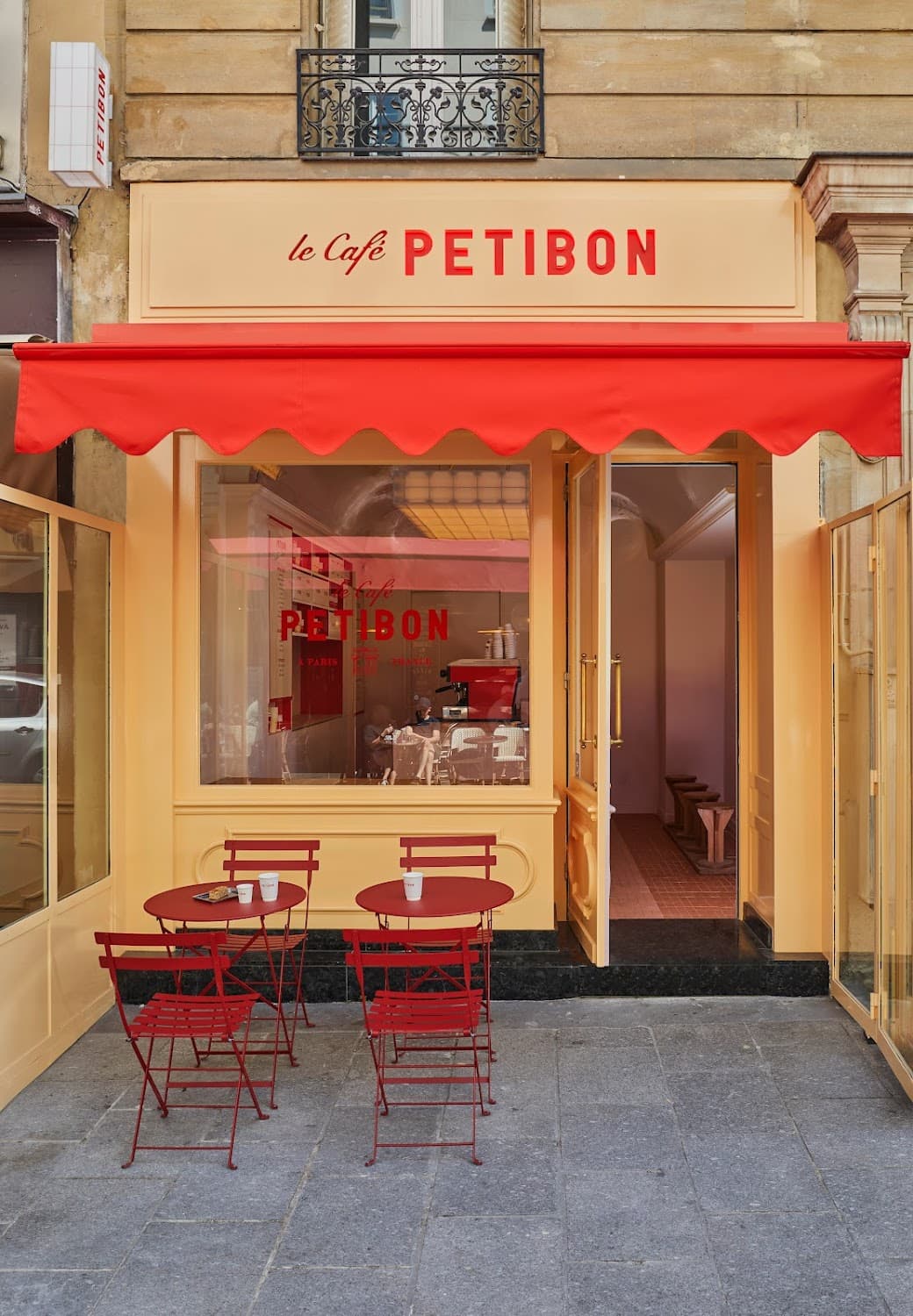 Petibon - Rue Cler, specialty coffee shop in Paris