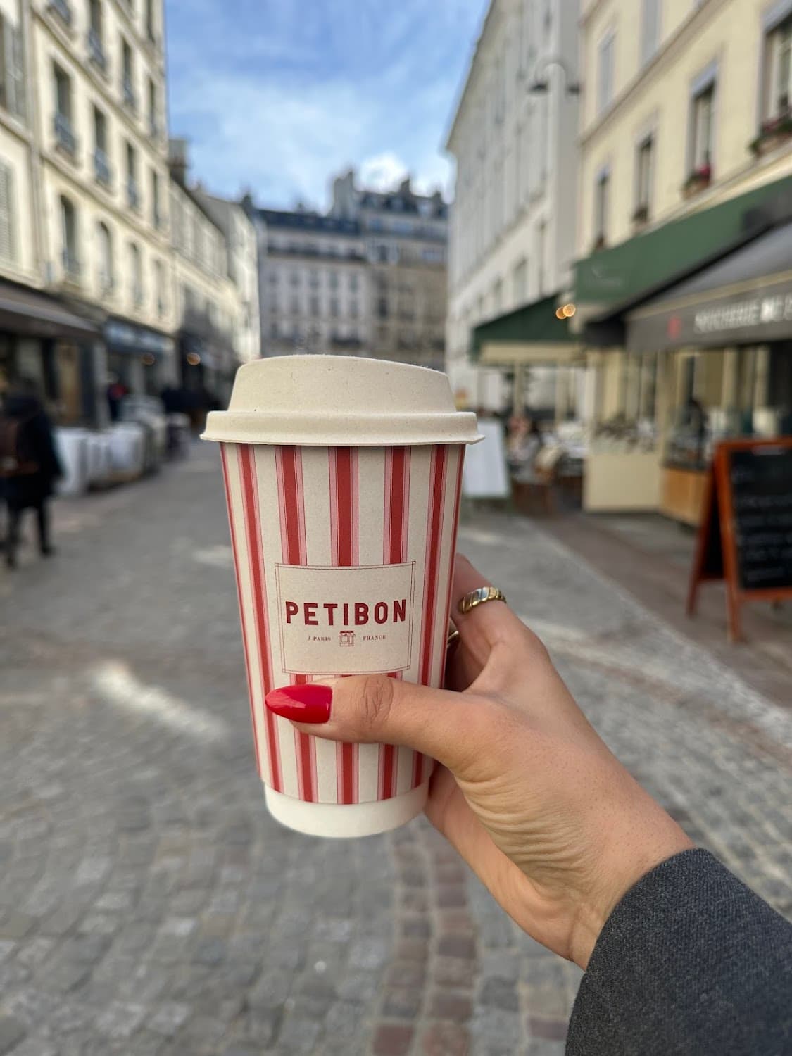 Petibon - Rue Cler — specialty coffee shop in Paris (photo 2)