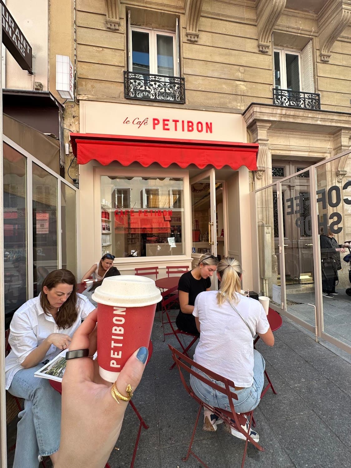 Petibon - Rue du 4 Septembre — specialty coffee shop in Paris (photo 1)