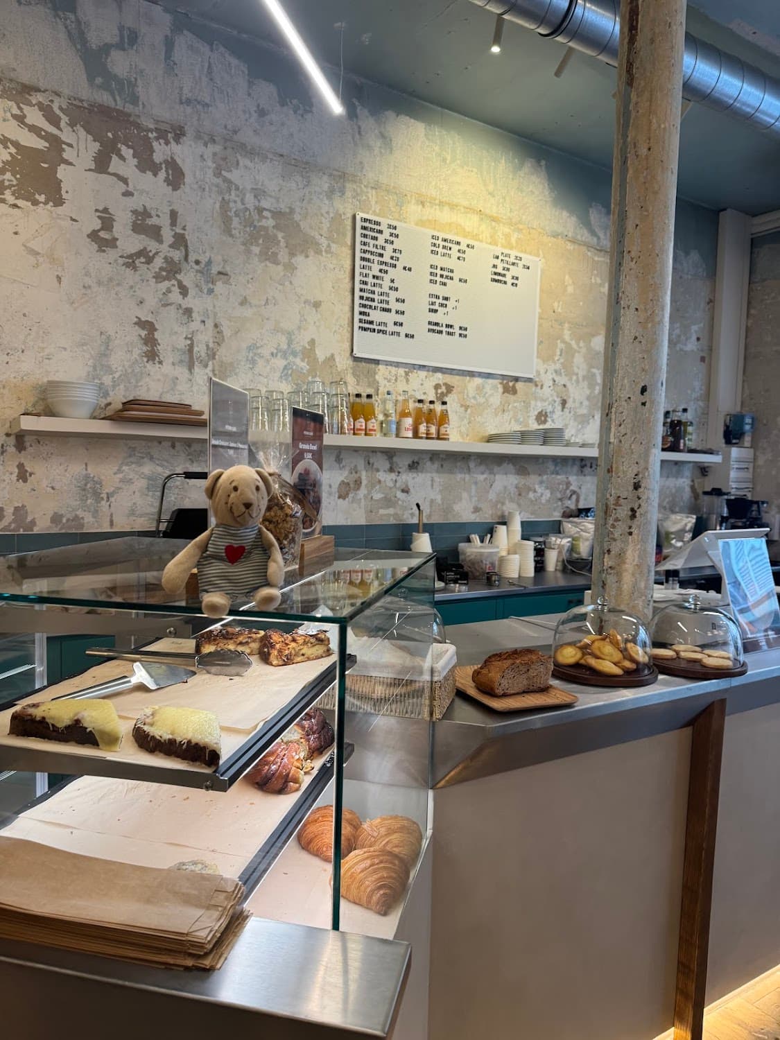 Pétrin Café — specialty coffee shop in Paris (photo 4)