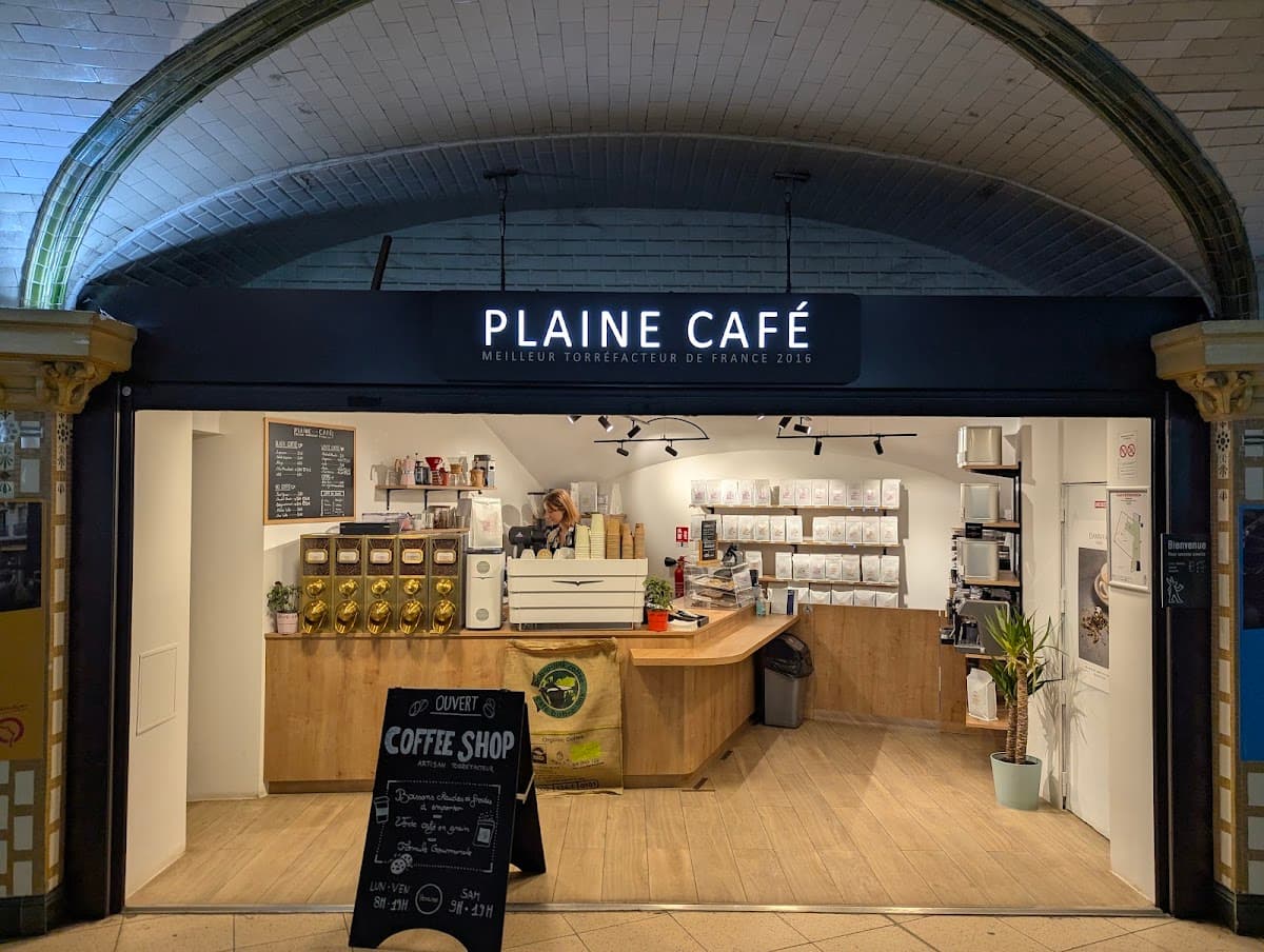 Plaine Café — specialty coffee shop in Paris (photo 3)
