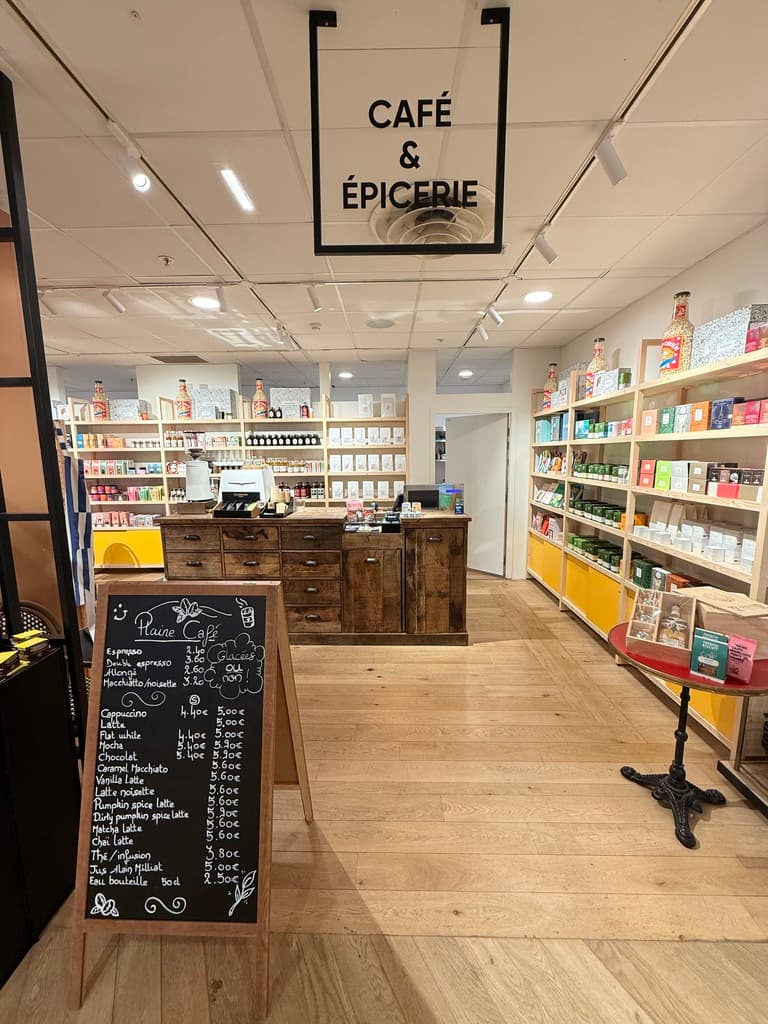 Plaine Café - Printemps, specialty coffee shop in Paris (photo 4)