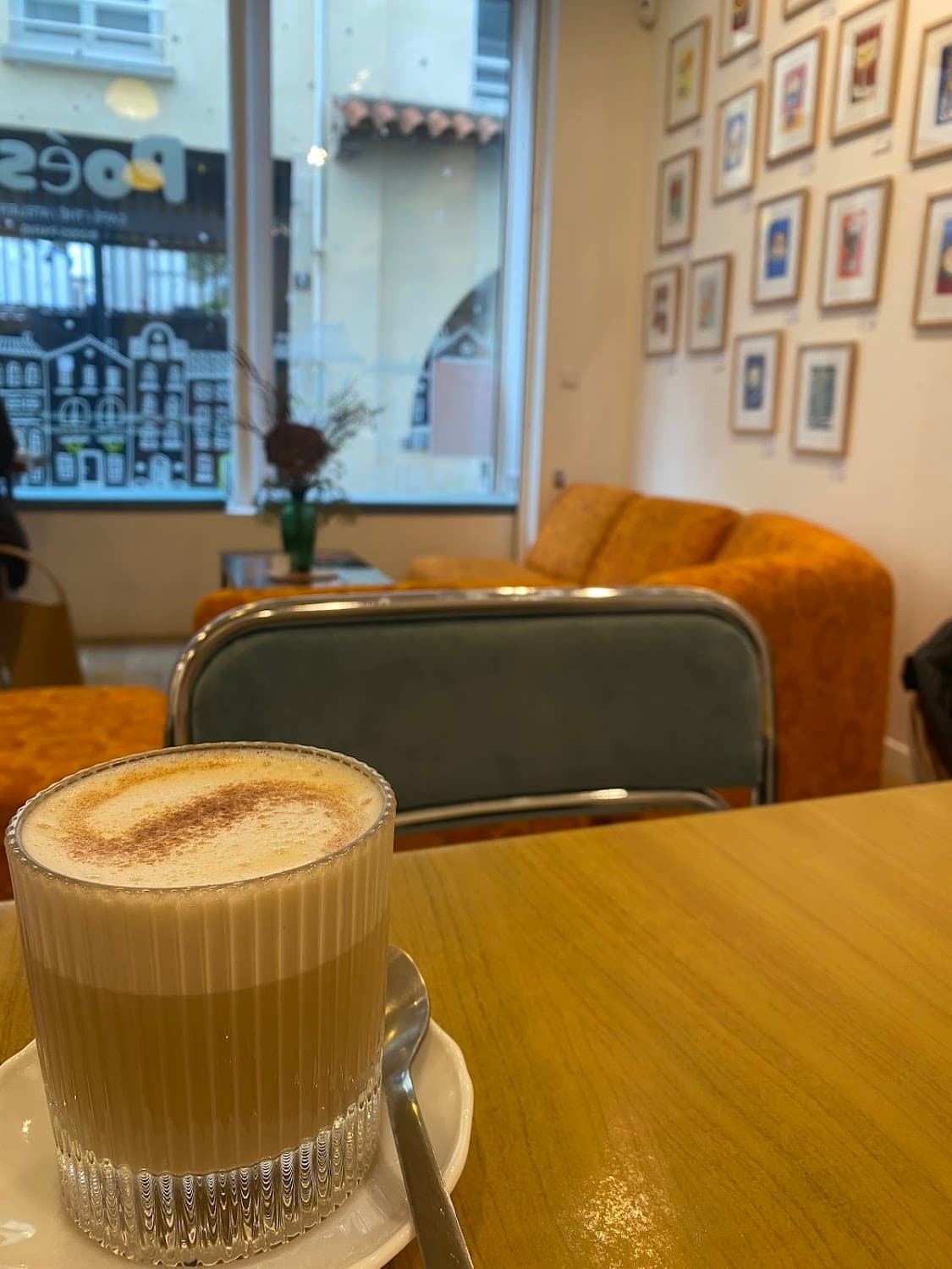 Poésie coffee — specialty coffee shop in Paris (photo 3)