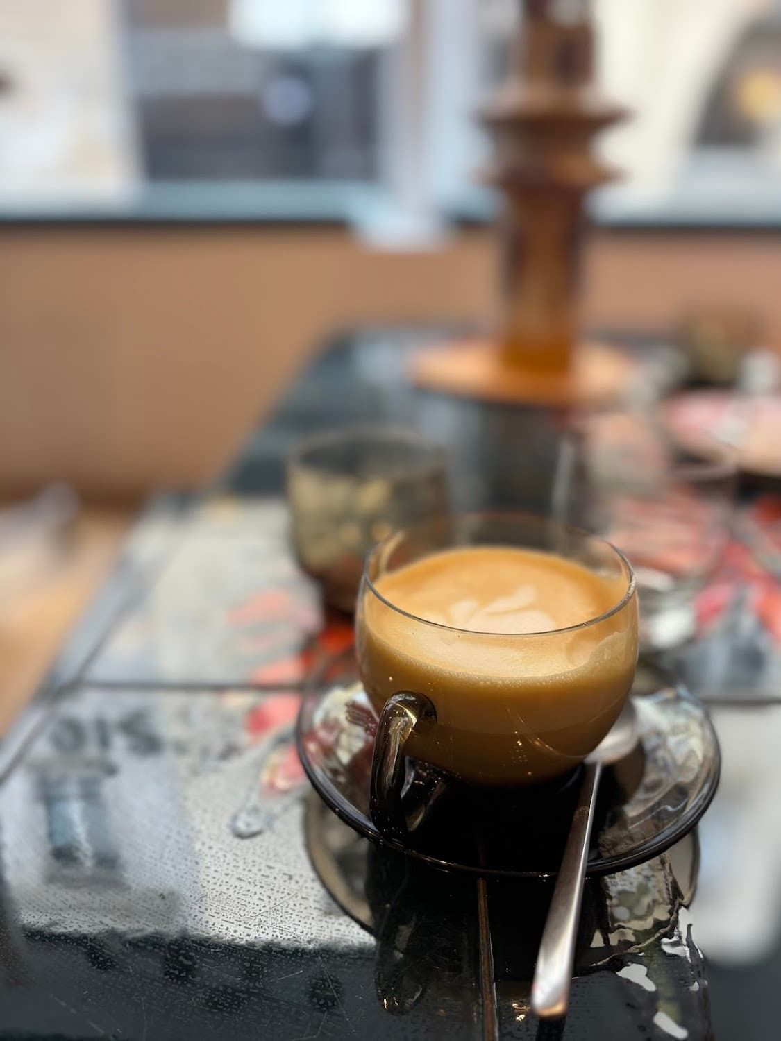 Poésie coffee — specialty coffee shop in Paris (photo 2)