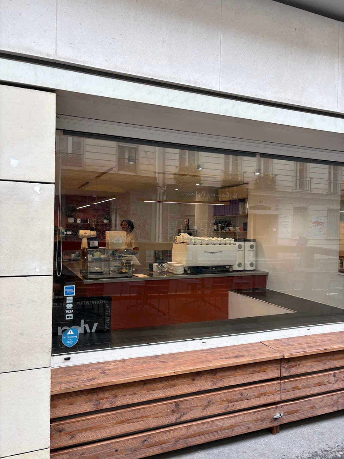 Polygone Coffee Club, specialty coffee shop in Paris