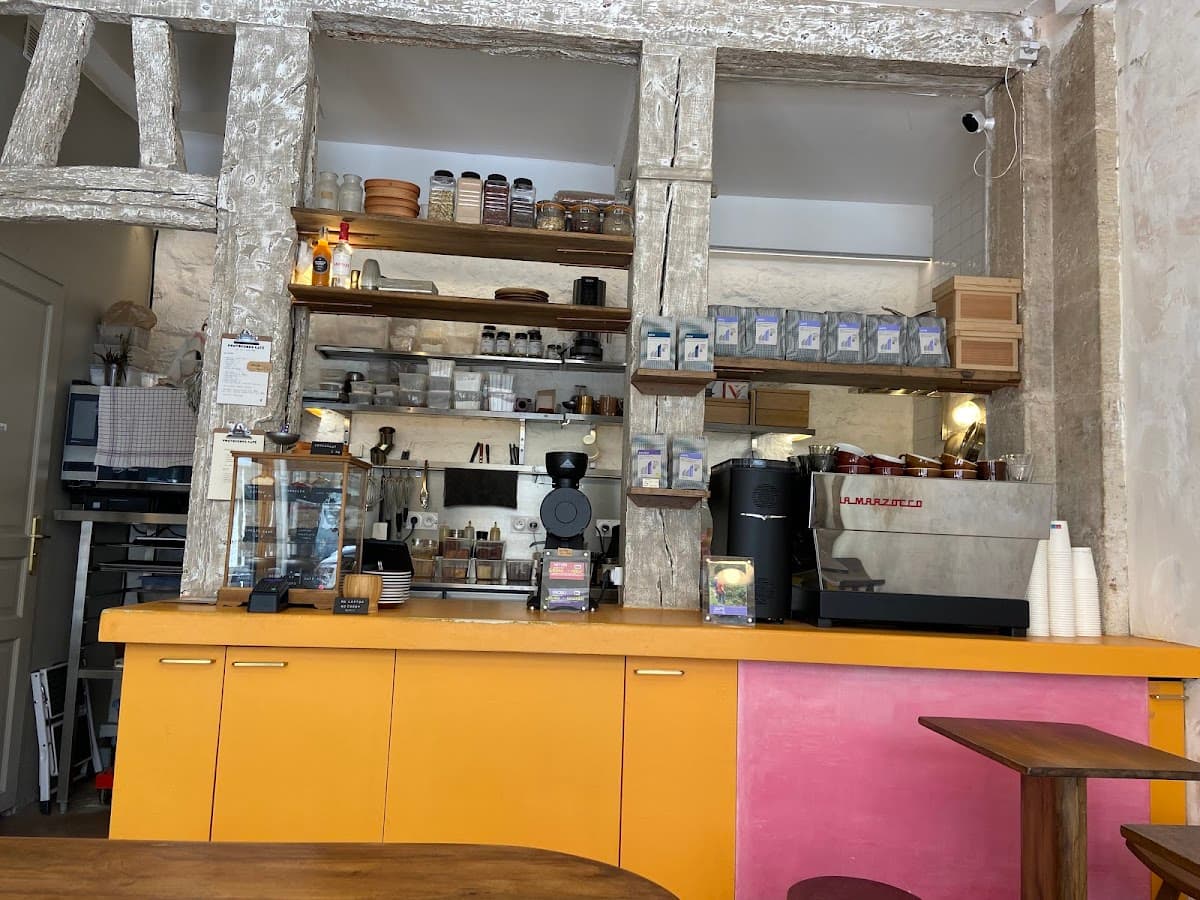 Pontochoux Café — specialty coffee shop in Paris (photo 1)