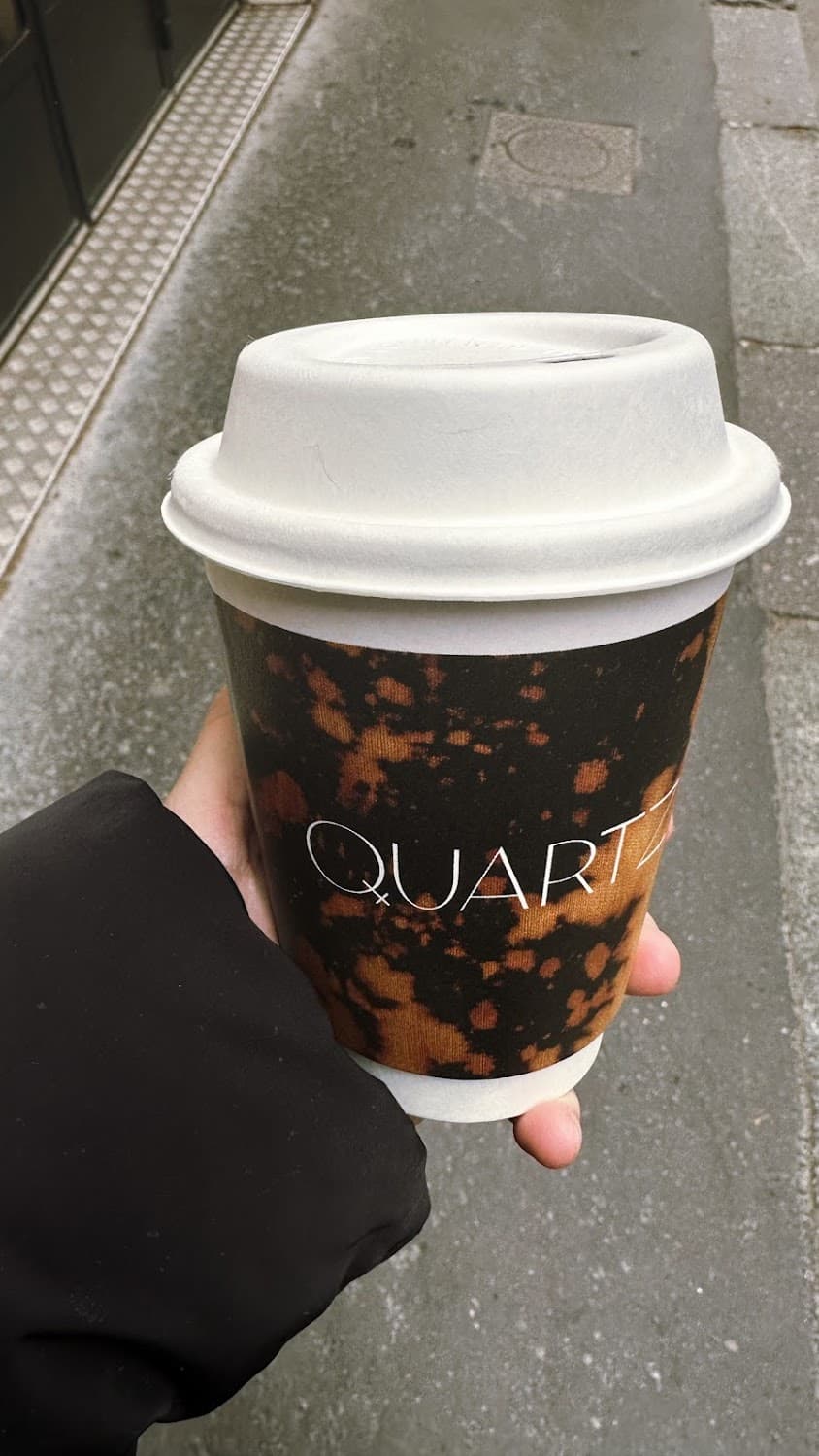 Quartz Cafe — specialty coffee shop in Paris (photo 3)