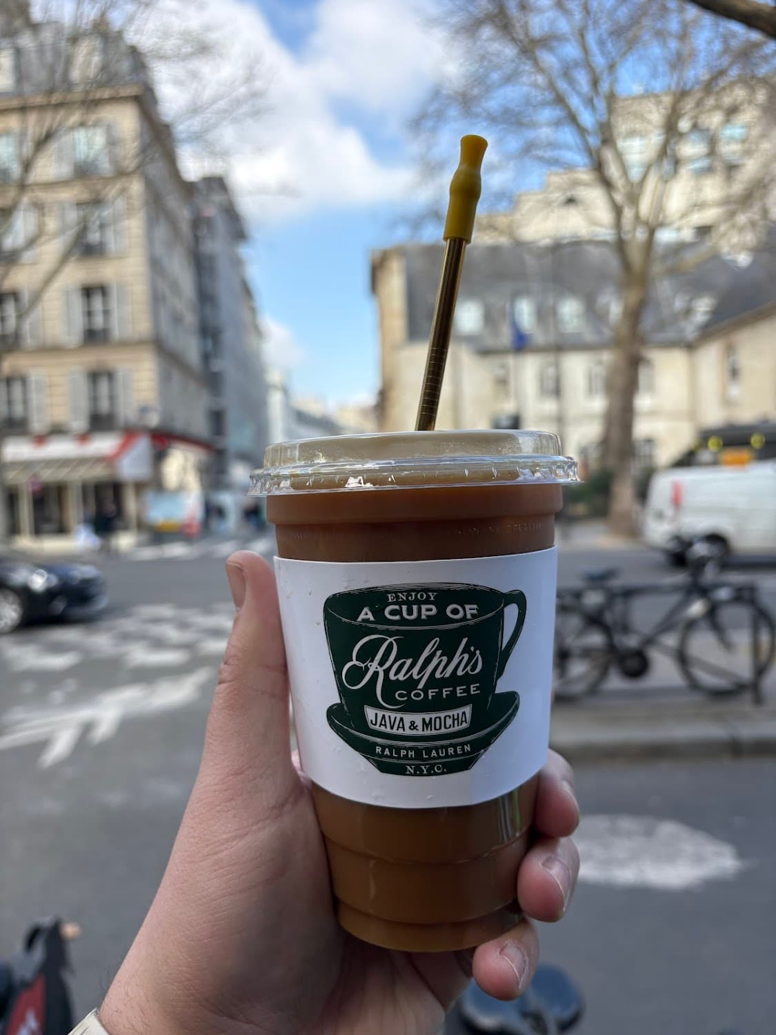 Ralph's Coffee — specialty coffee shop in Paris (photo 1)