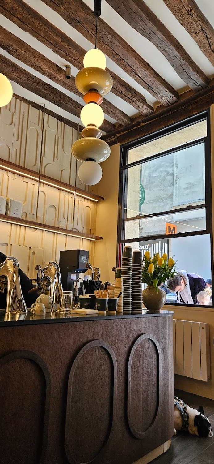 Rem's Coffee Shop Marais — specialty coffee shop in Paris (photo 2)