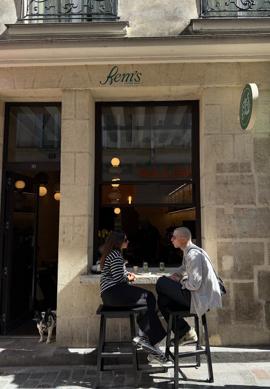 Rem's - Rue des Rosiers — specialty coffee shop in Paris (photo 7)