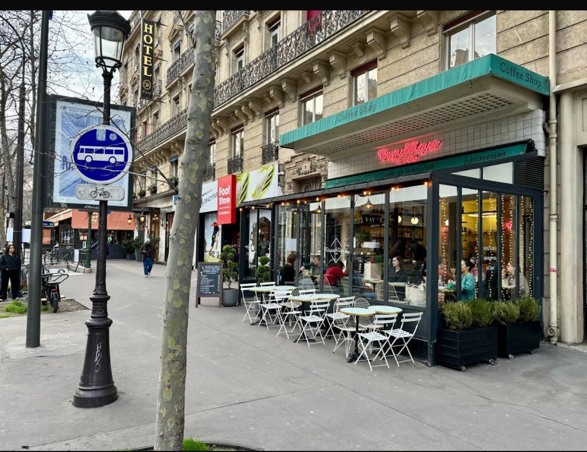 République of Coffee — specialty coffee shop in Paris (photo 6)