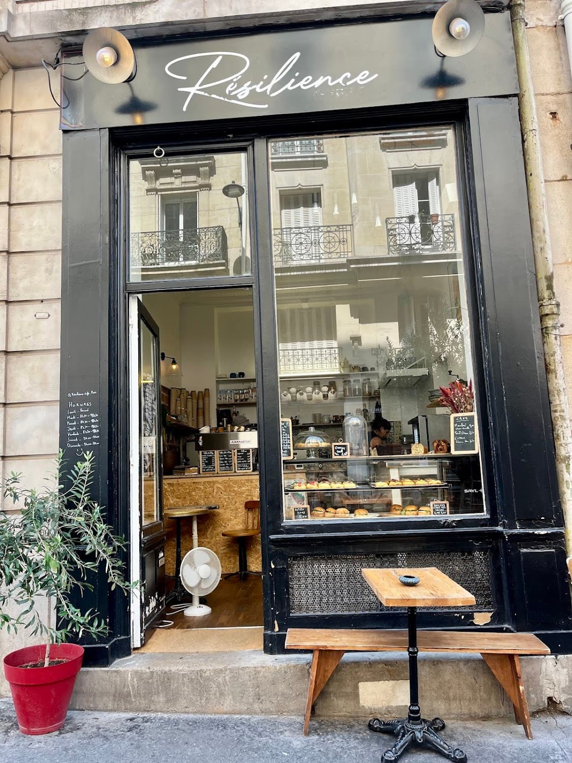 Résilience — specialty coffee shop in Paris (photo 7)