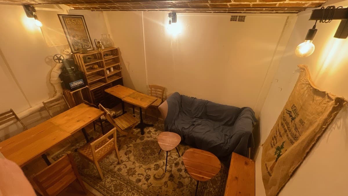 Résilience — specialty coffee shop in Paris (photo 2)