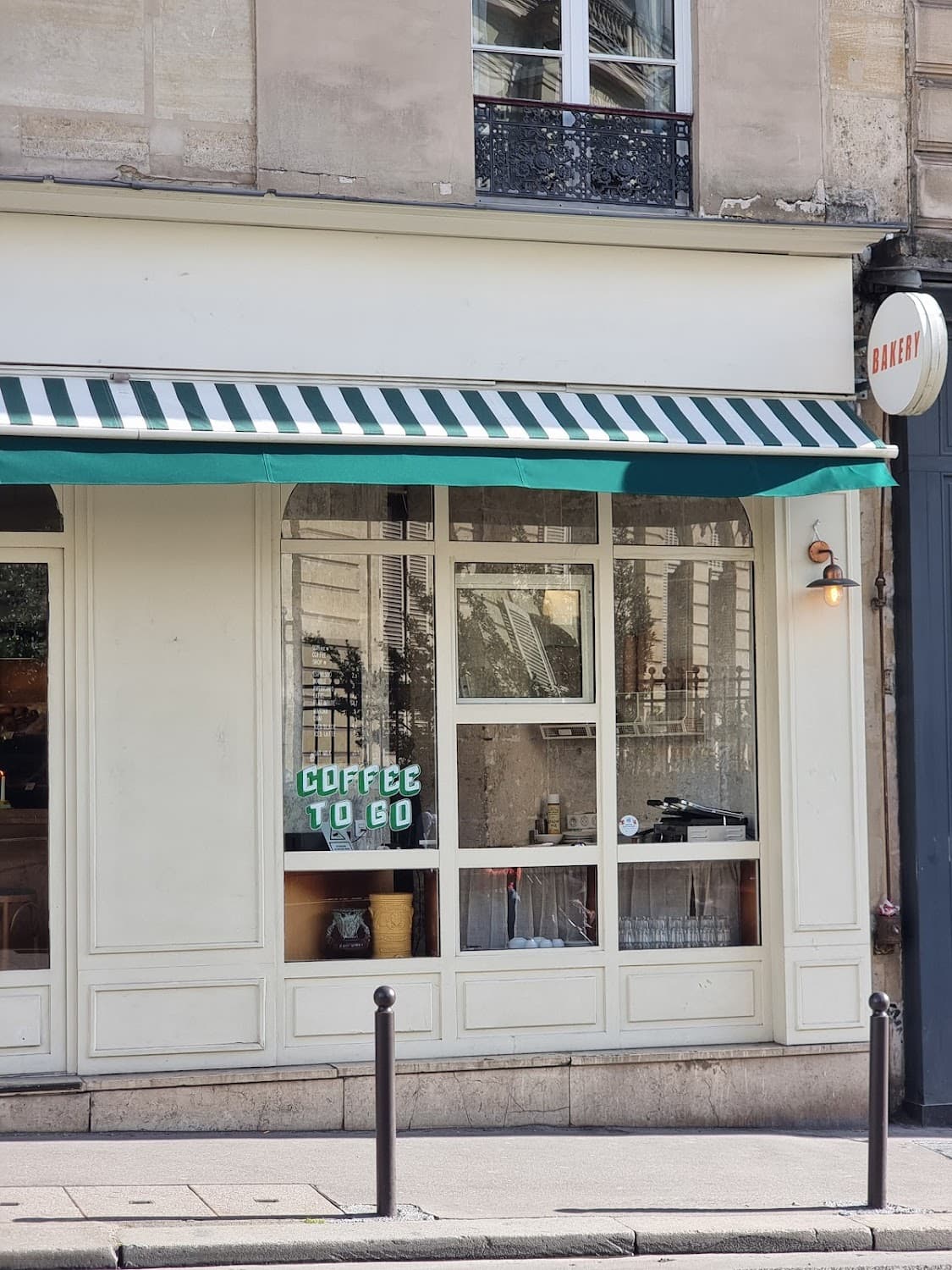 Ronnie Bakery, specialty coffee shop in Paris