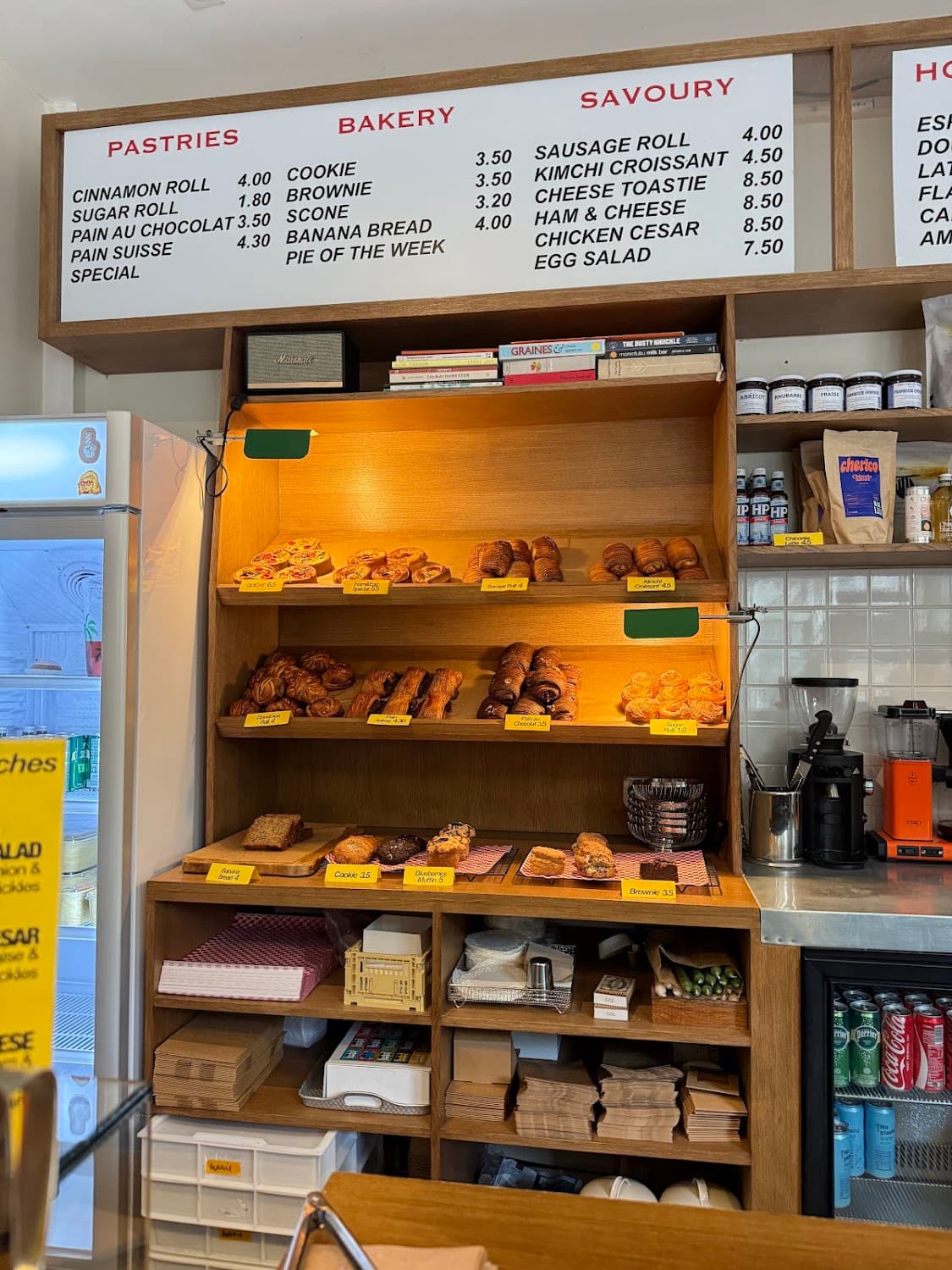 RONNIE BAKERY — specialty coffee shop in Paris (photo 7)