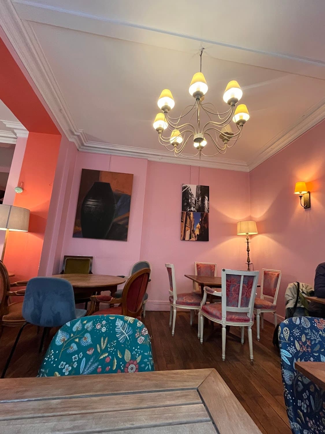 Rose Thé — specialty coffee shop in Paris (photo 5)