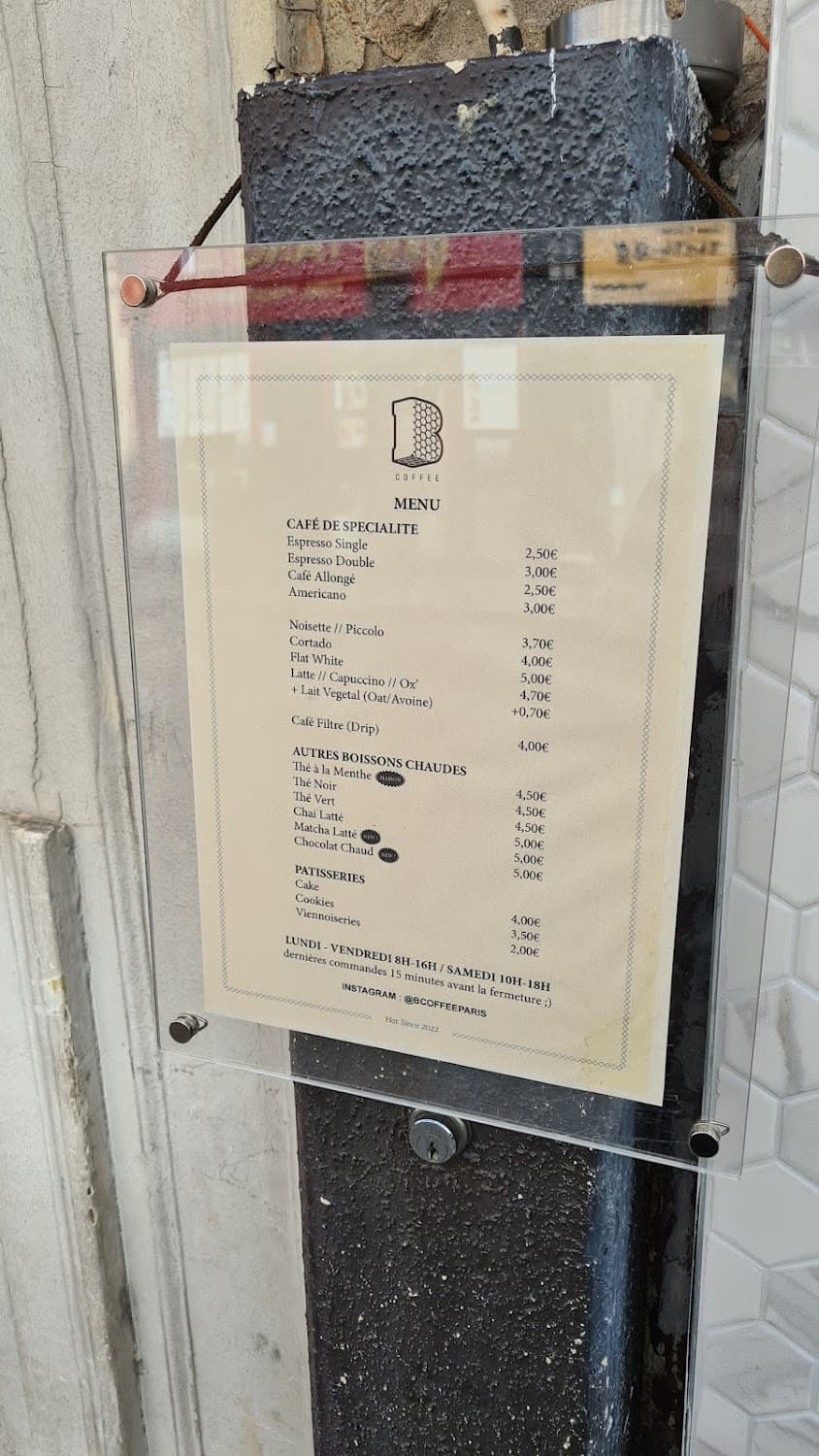 SAMPLE CAFE, specialty coffee shop in Paris (photo 8)